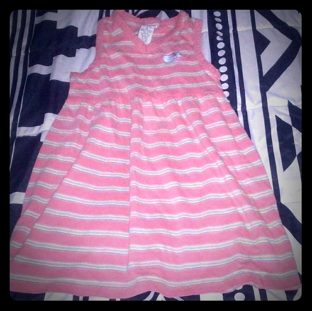 Girl's dress